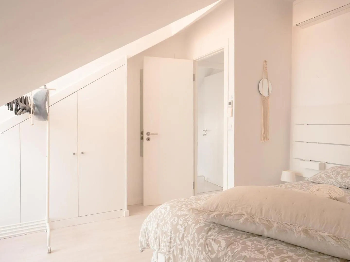 Apartament Charming 2Br Steps From Castelo De S. Jorge | By Airnest Lizbona