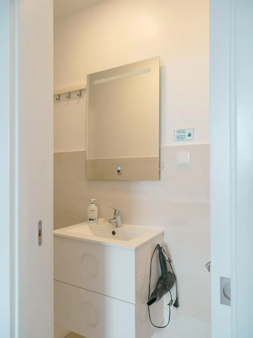 Charming 2Br Steps From Castelo De S. Jorge | By Airnest Apartment Lisbon 0*,